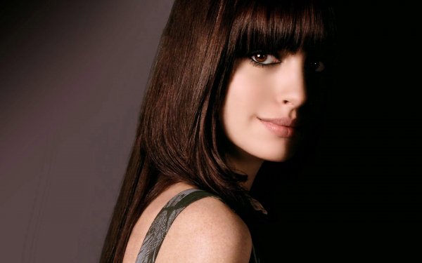 Celebrity - Anne Hathaway Wallpapers and Backgrounds