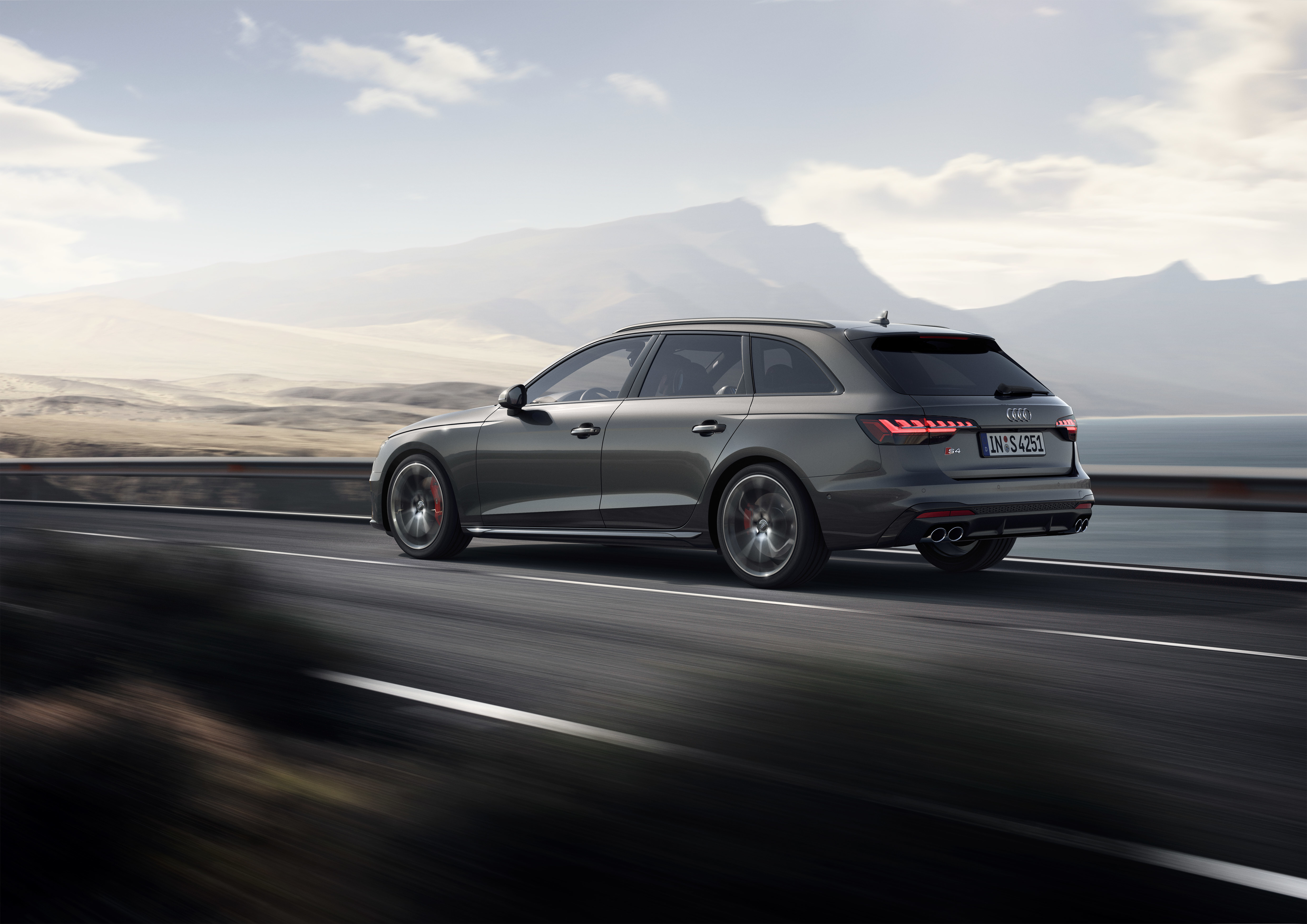 Vehicles Audi S4 Avant HD Wallpaper | Background Image