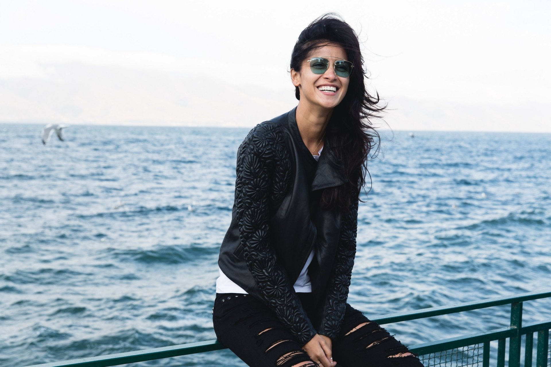 Download Black Hair Sunglasses Smile Depth Of Field Russian Actress Woman Ravshana Kurkova HD Wallpaper