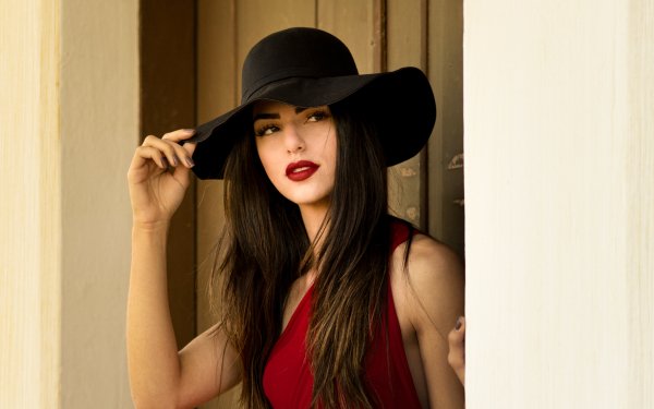Women Model Lipstick Black Hair Long Hair Hat HD Wallpaper | Background Image