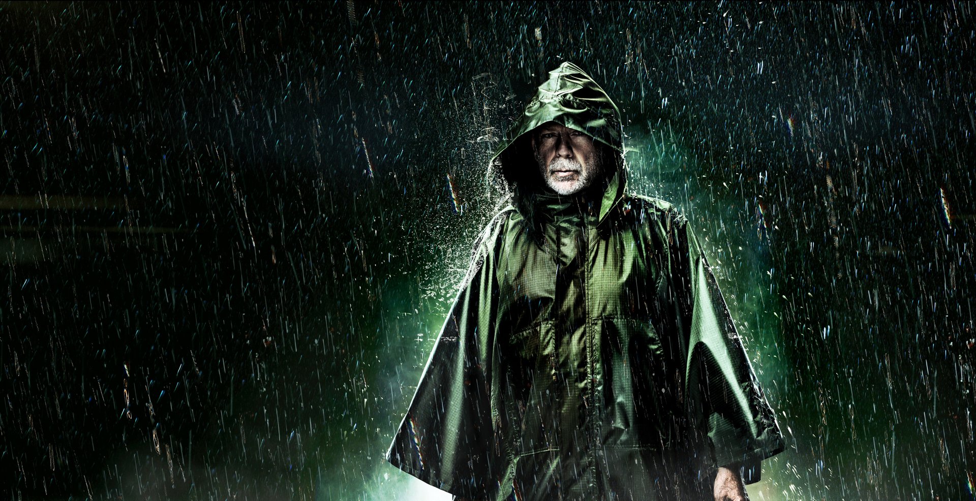 Download Bruce Willis Glass (Movie) Movie 4k Ultra HD Wallpaper