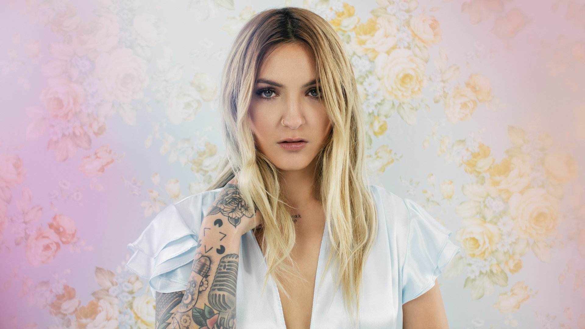 Julia Michaels 4k Ultra HD Wallpaper | Background Image... Abyss  Julia Michaels 4k Ultra HD Wallpaper | Background Image... 