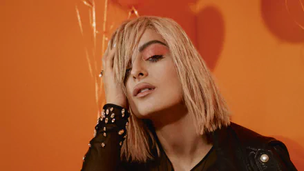 short hair blonde singer American music Bebe Rexha HD Desktop Wallpaper | Background Image