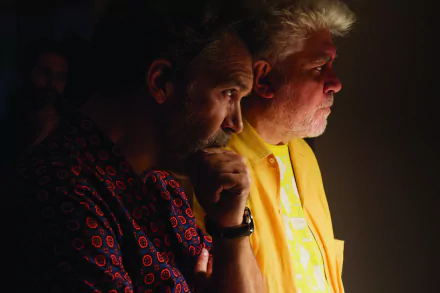 Antonio Banderas Pedro Almodóvar movie Pain and Glory HD Desktop Wallpaper | Background Image