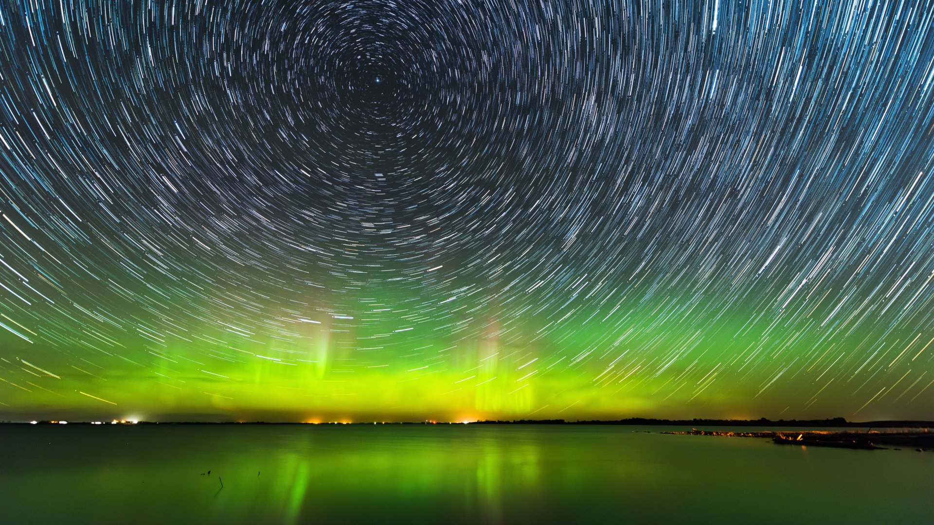 Download Nature Star Trail 4k Ultra HD Wallpaper