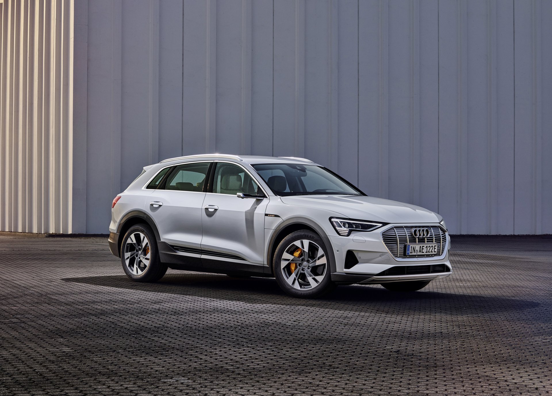 Download SUV Crossover Car Electric Car Silver Car Car Audi Vehicle Audi E-tron Quattro 4k Ultra HD Wallpaper