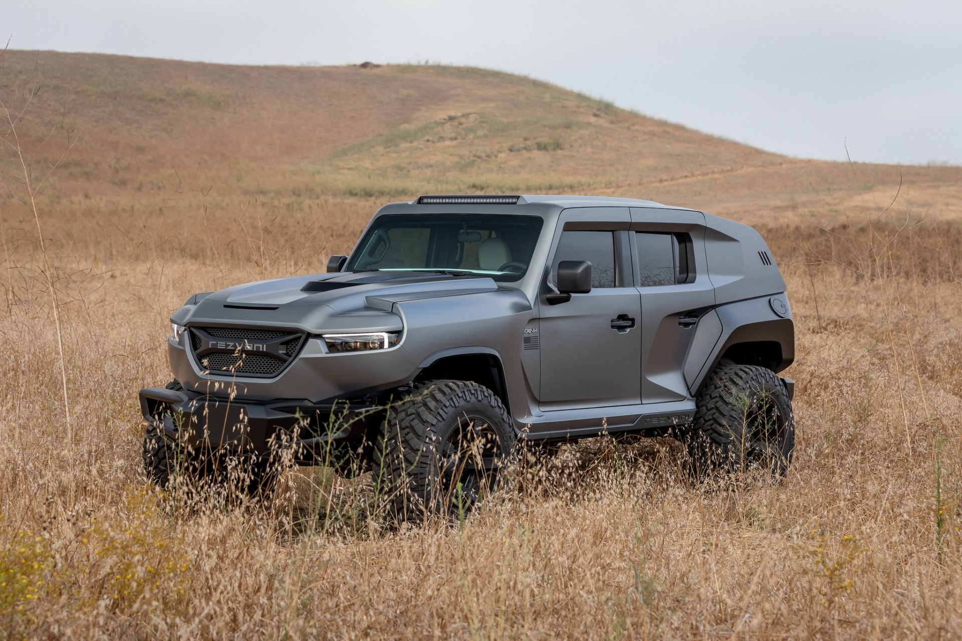 Download SUV Silver Car Car Rezvani Vehicle Rezvani Tank HD Wallpaper