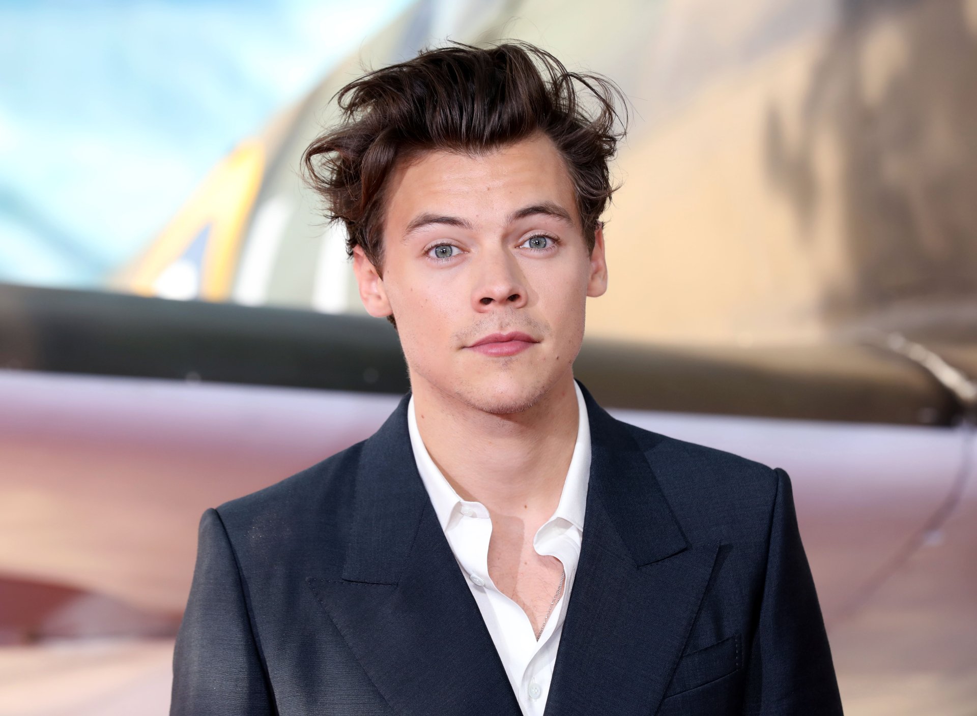 Download English Singer Music Harry Styles 4k Ultra HD Wallpaper
