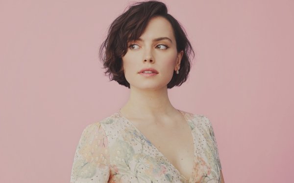 Celebrity Daisy Ridley Actress American Brunette Short Hair HD Wallpaper | Background Image