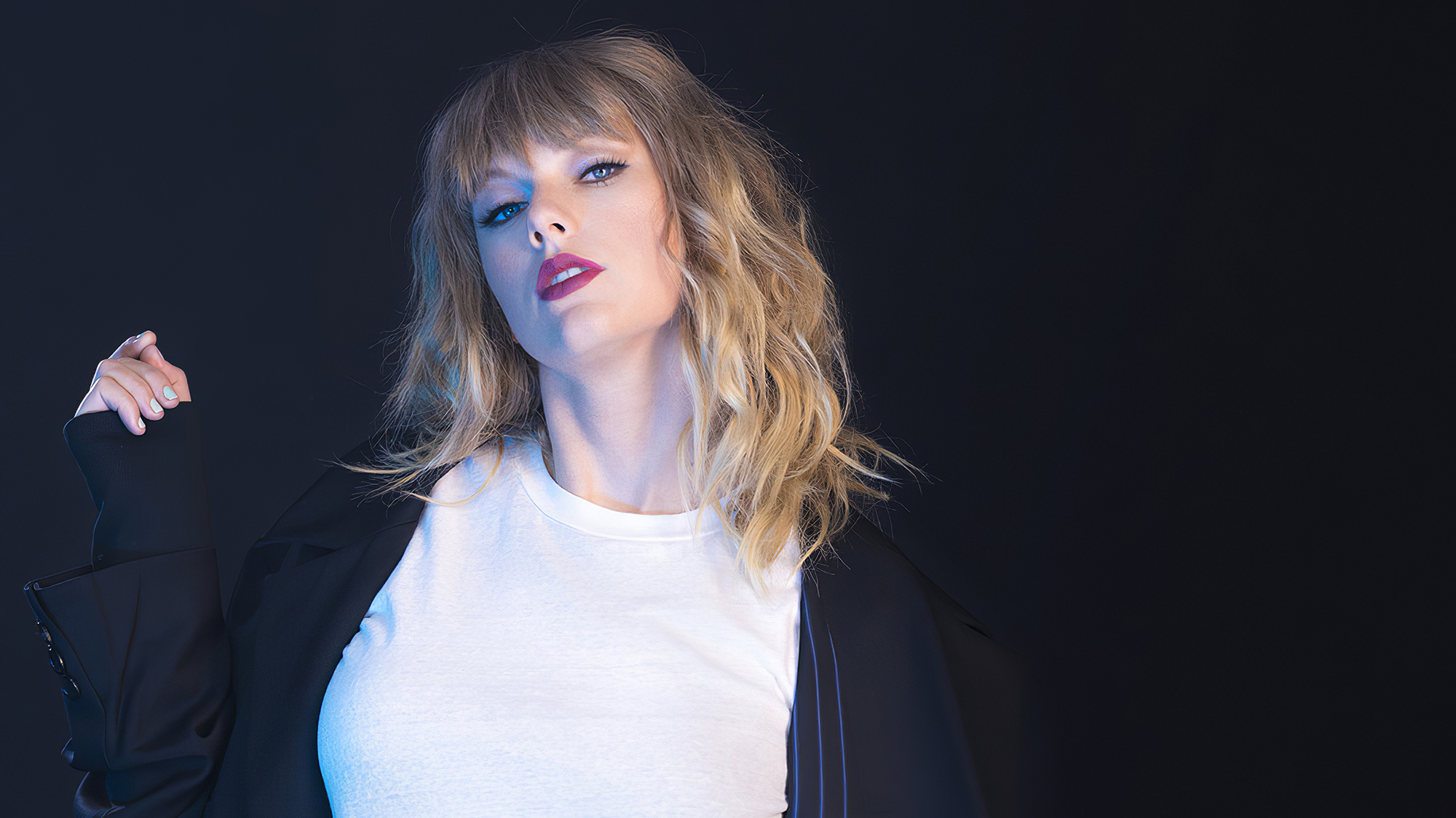 Taylor Swift Hd Wallpaper Background Image 00x1125 Id Wallpaper Abyss