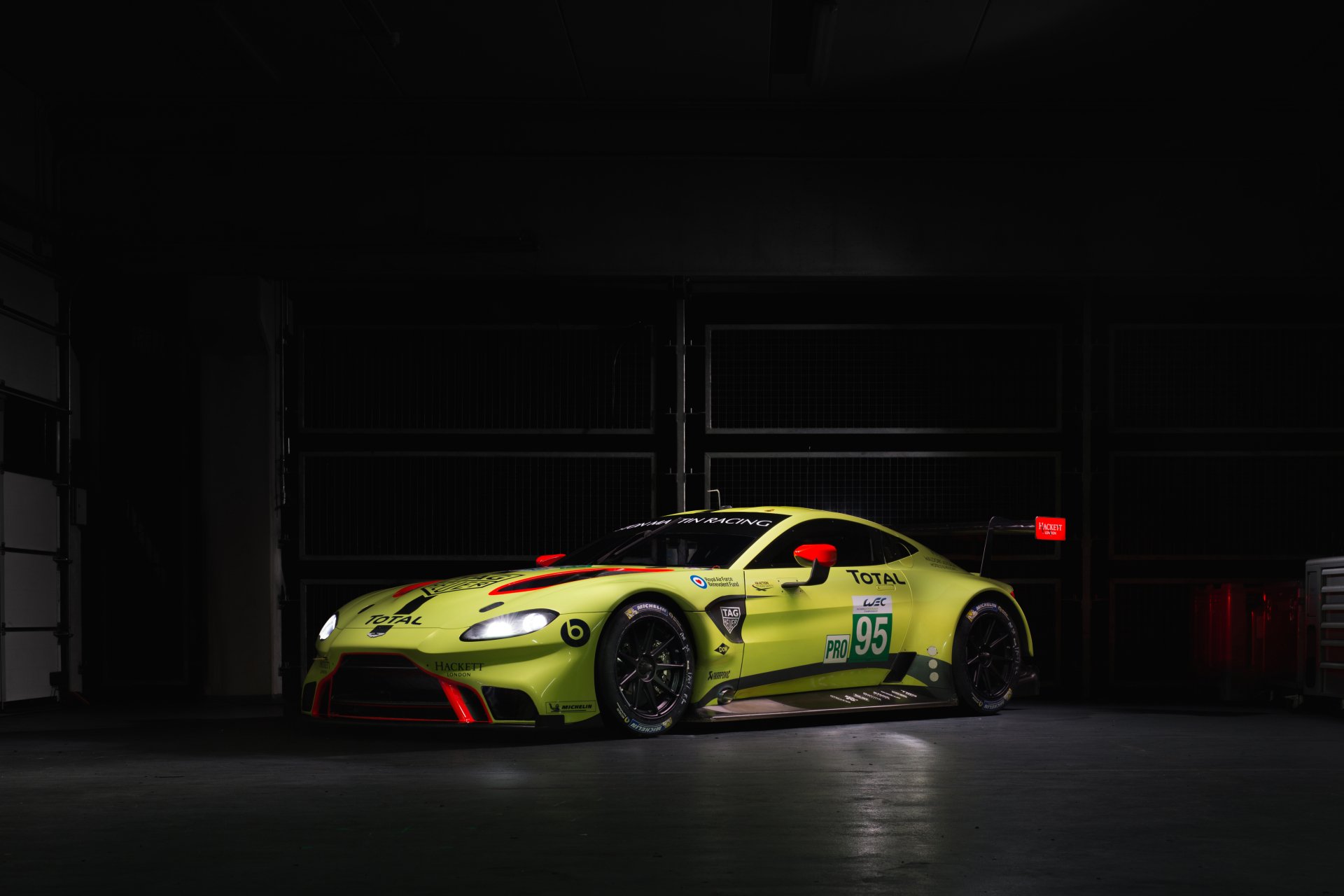 Download Vehicle Aston Martin Vantage GTE 4k Ultra HD Wallpaper