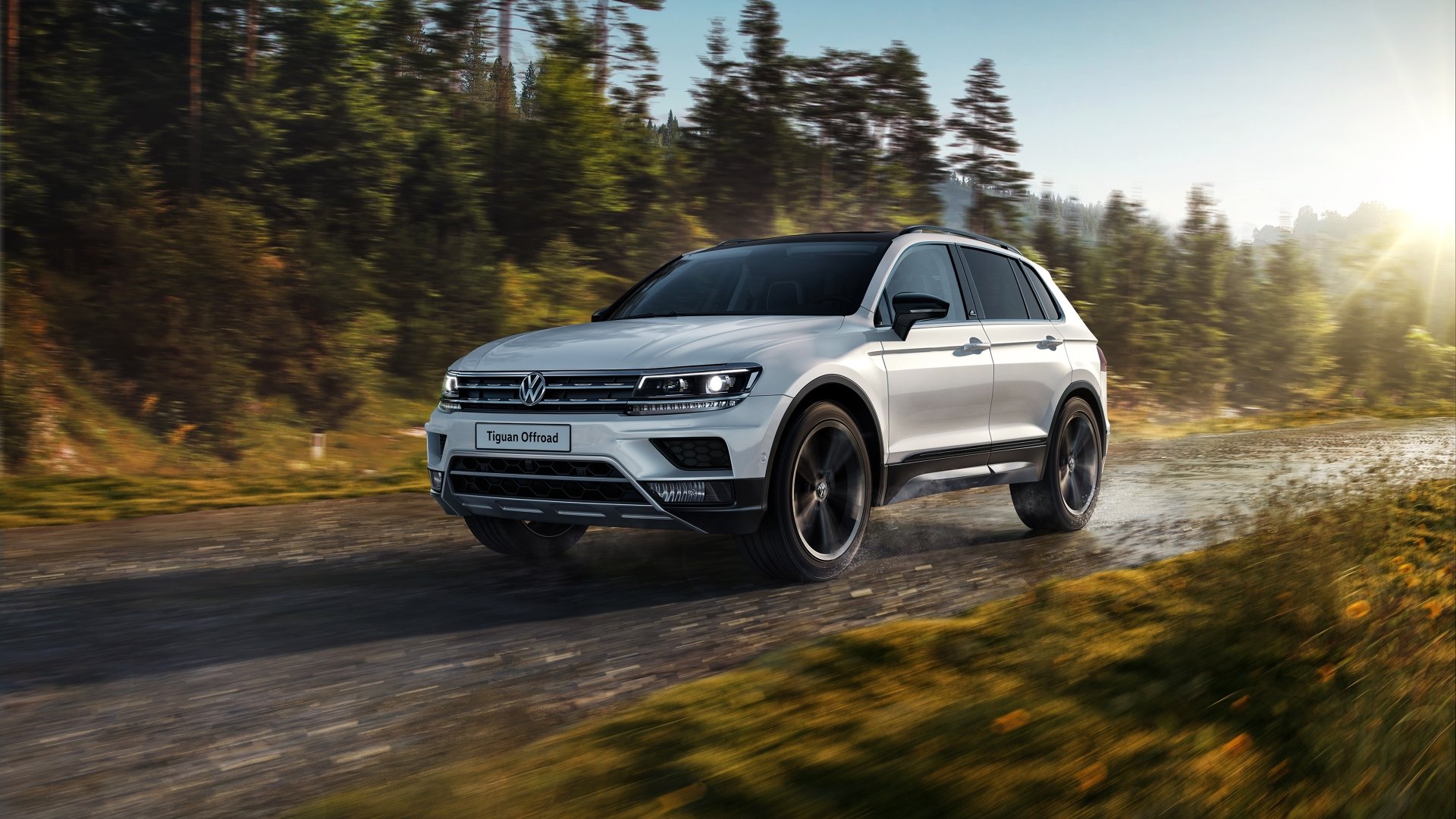 Download SUV White Car Car Volkswagen Vehicle Volkswagen Tiguan 4k Ultra HD Wallpaper