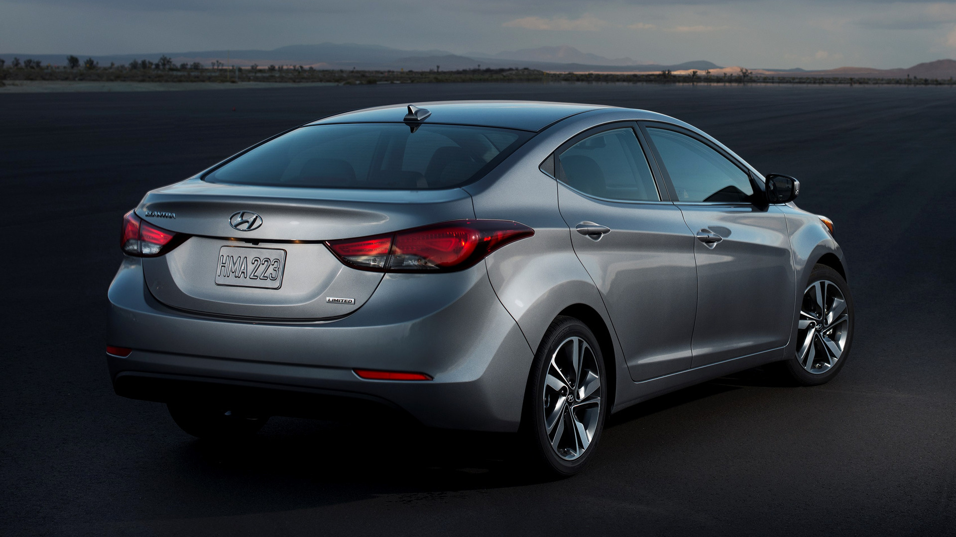 Hyundai elantra 2014 года