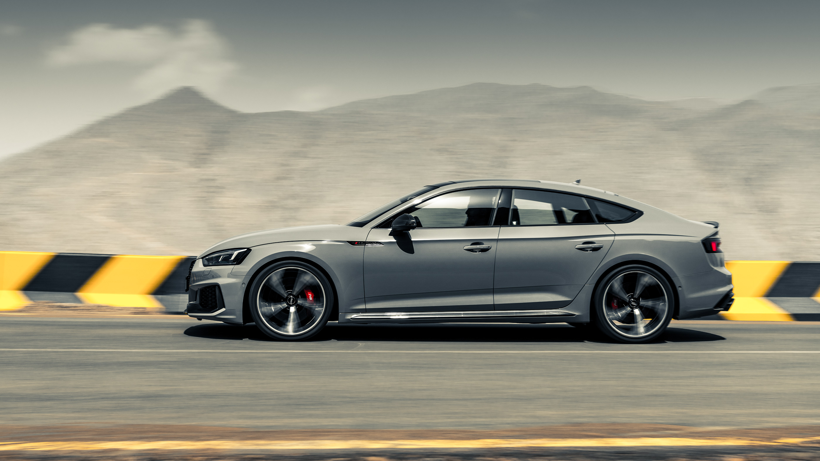 Audi RS5 HD Wallpaper | Background Image | 2800x1575