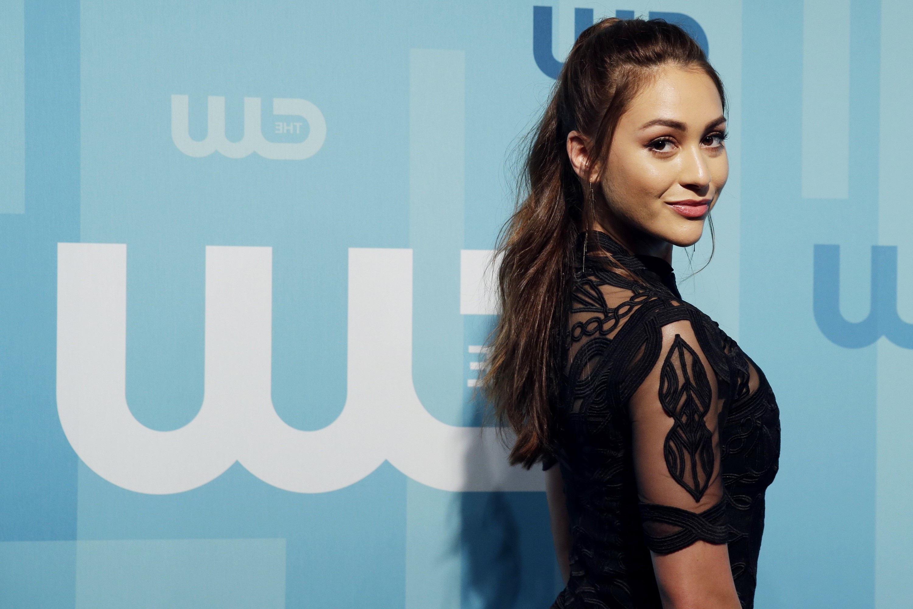 Raven Reyes lindsey morgan los 100 the 100 HD phone wallpaper  Peakpx