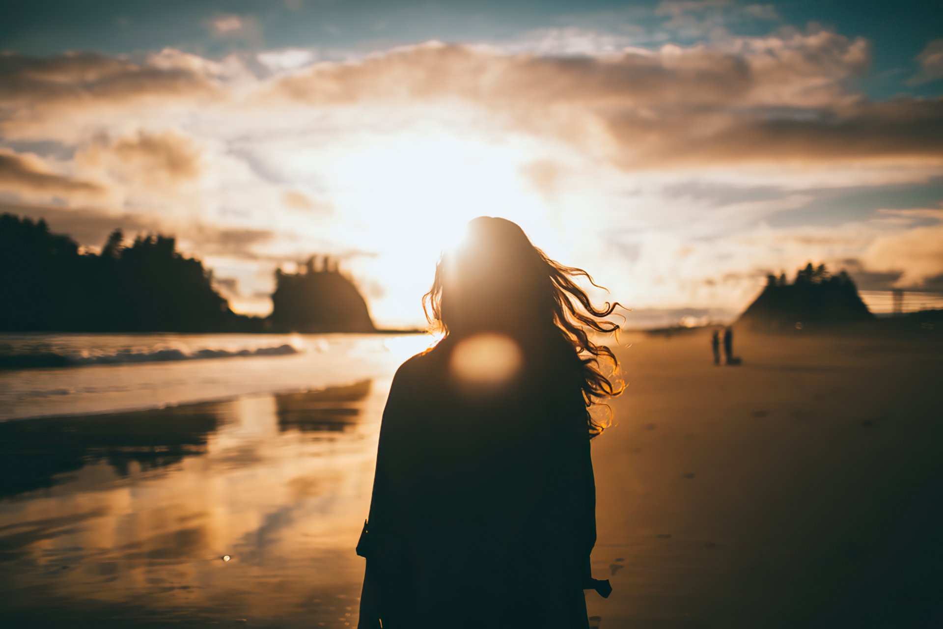 Download Depth Of Field Beach Woman Rear HD Wallpaper by vampire-zombie