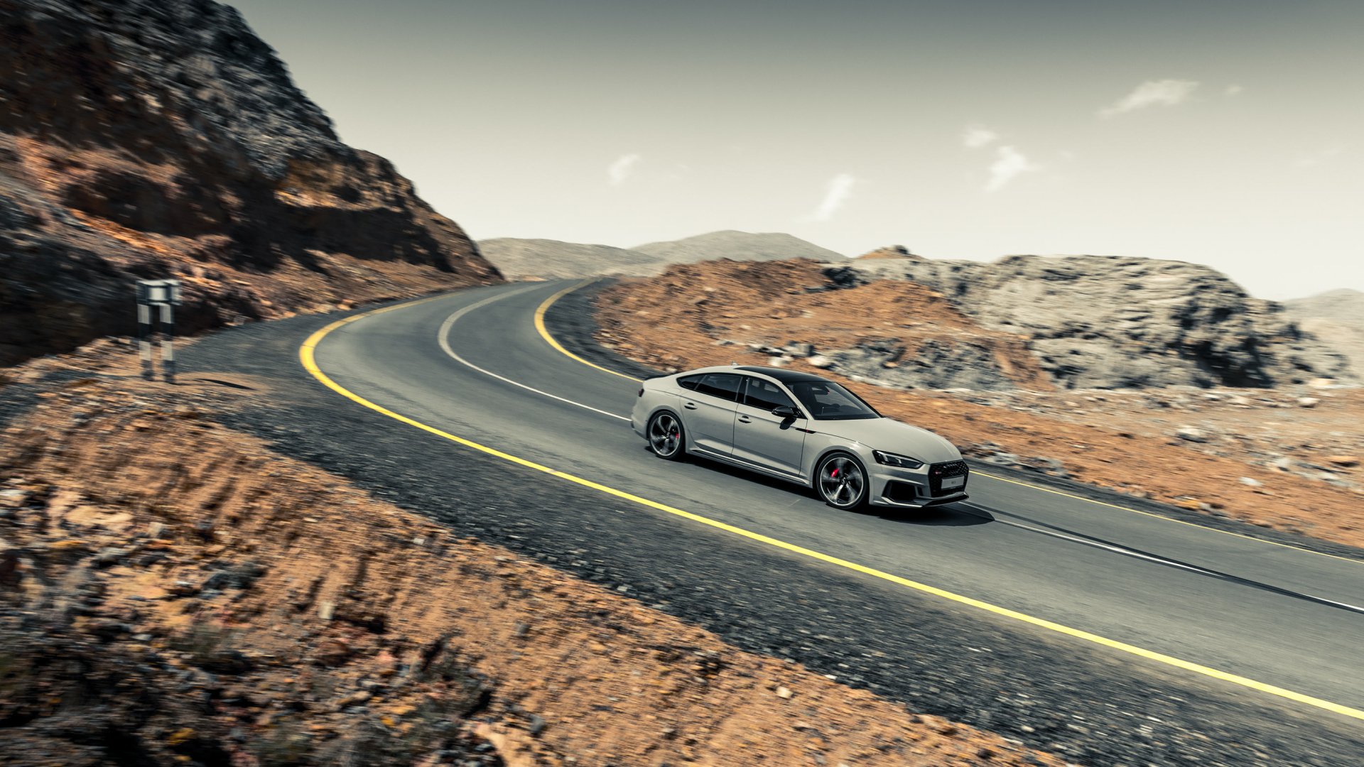 Audi RS5 HD Duvar kağıdı Arka plan 2800x1575 ID1083617
