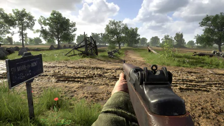HD desktop wallpaper featuring a first-person view from the game Hell Let Loose, with a focus on a rifle and a muddy battlefield setting.