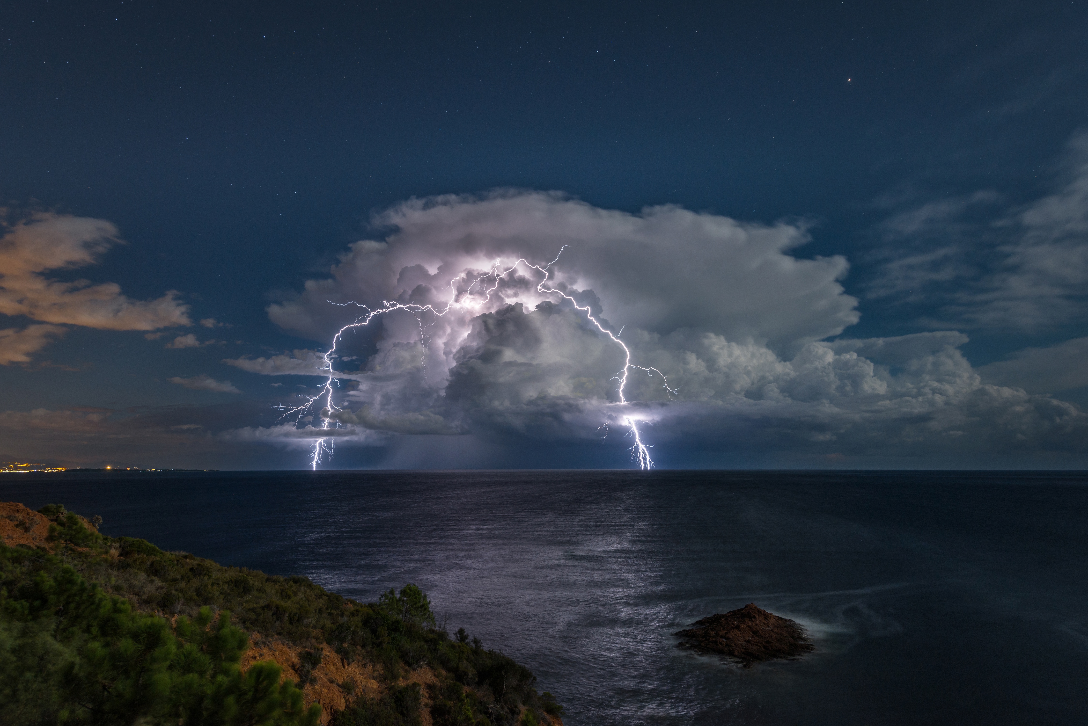 Stormy Skies 4k Ultra Hd Wallpaper 