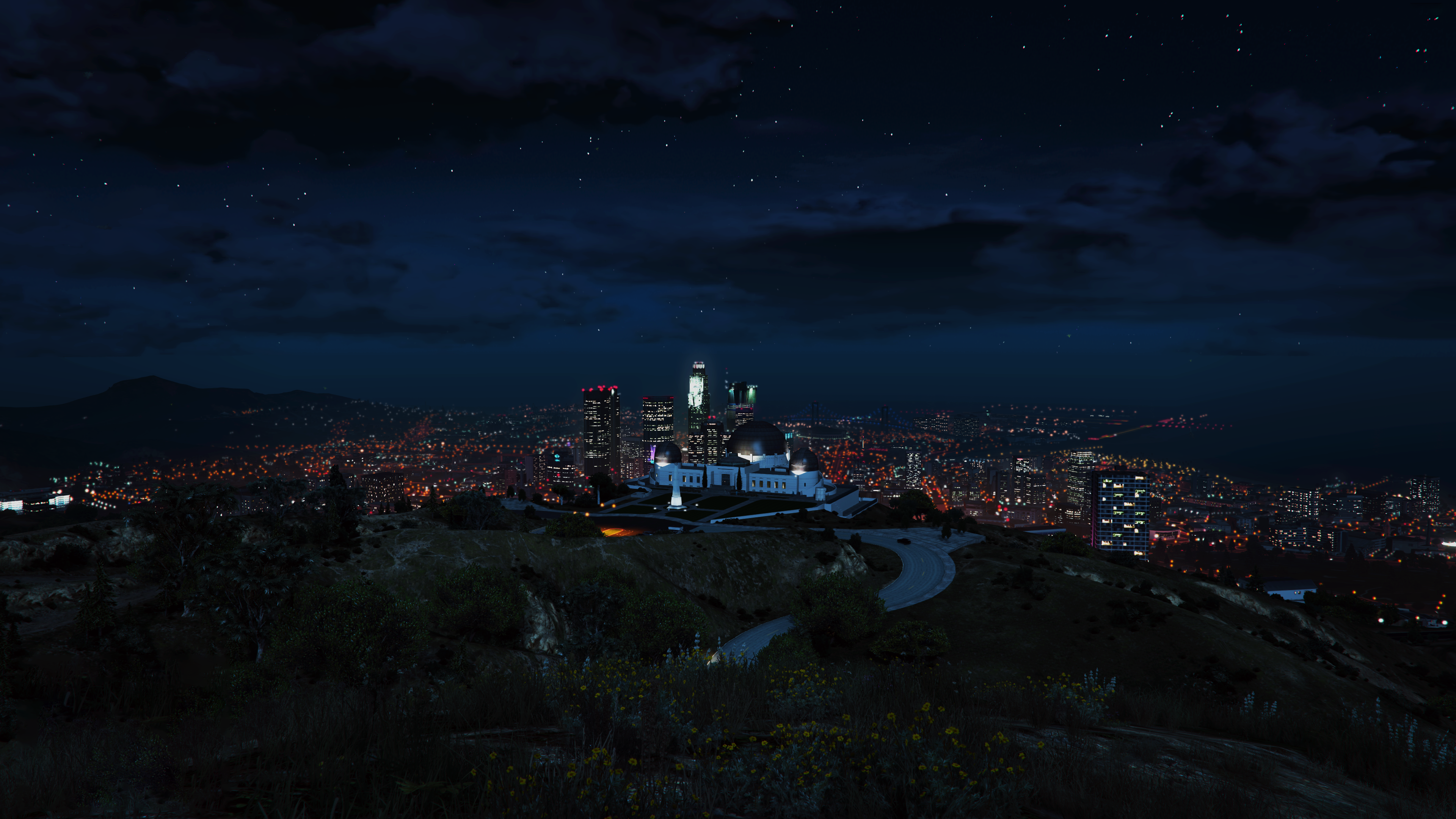 Grand Theft Auto V (GTA V) - một trò chơi đỉnh cao trong thế giới game, ngay cả khi xem qua ảnh, bạn cũng cảm nhận được sự sống động của Los Santos với độ phân giải 4K. Thành phố đầy đủ chi tiết và các khu phố chật hẹp sẽ khiến bạn mê mẩn, dù chỉ là từ những bức ảnh. Đến với ảnh này, bạn sẽ cảm nhận được thế giới của GTA V.
