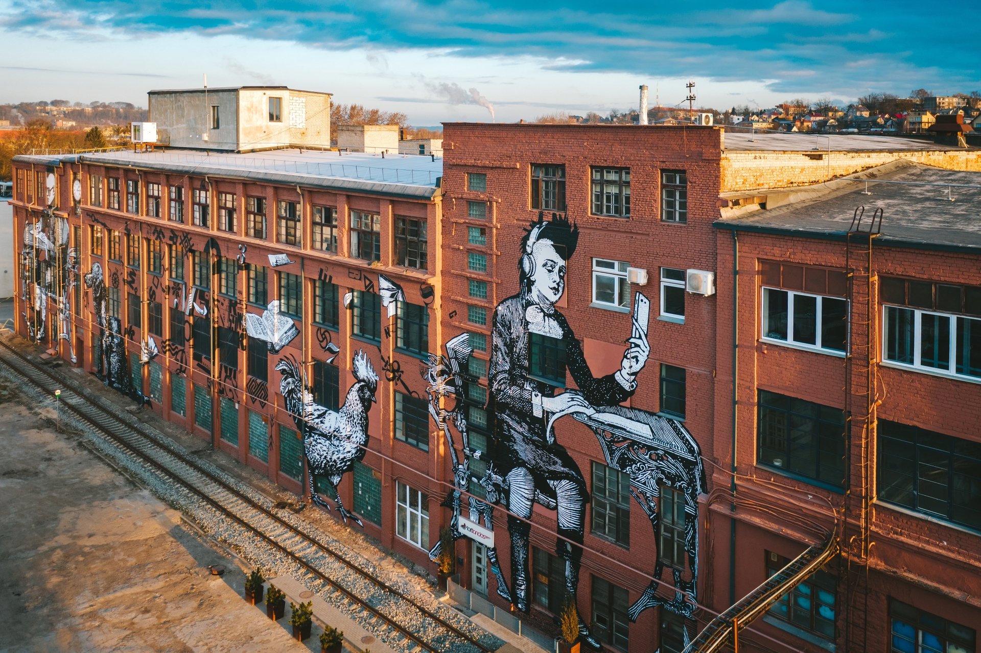 Download Graffiti Kaunas Lithuania Man Made Building 4k Ultra HD Wallpaper