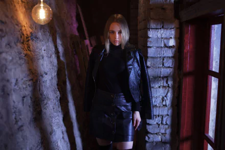 leather jacket blonde woman model HD Desktop Wallpaper | Background Image