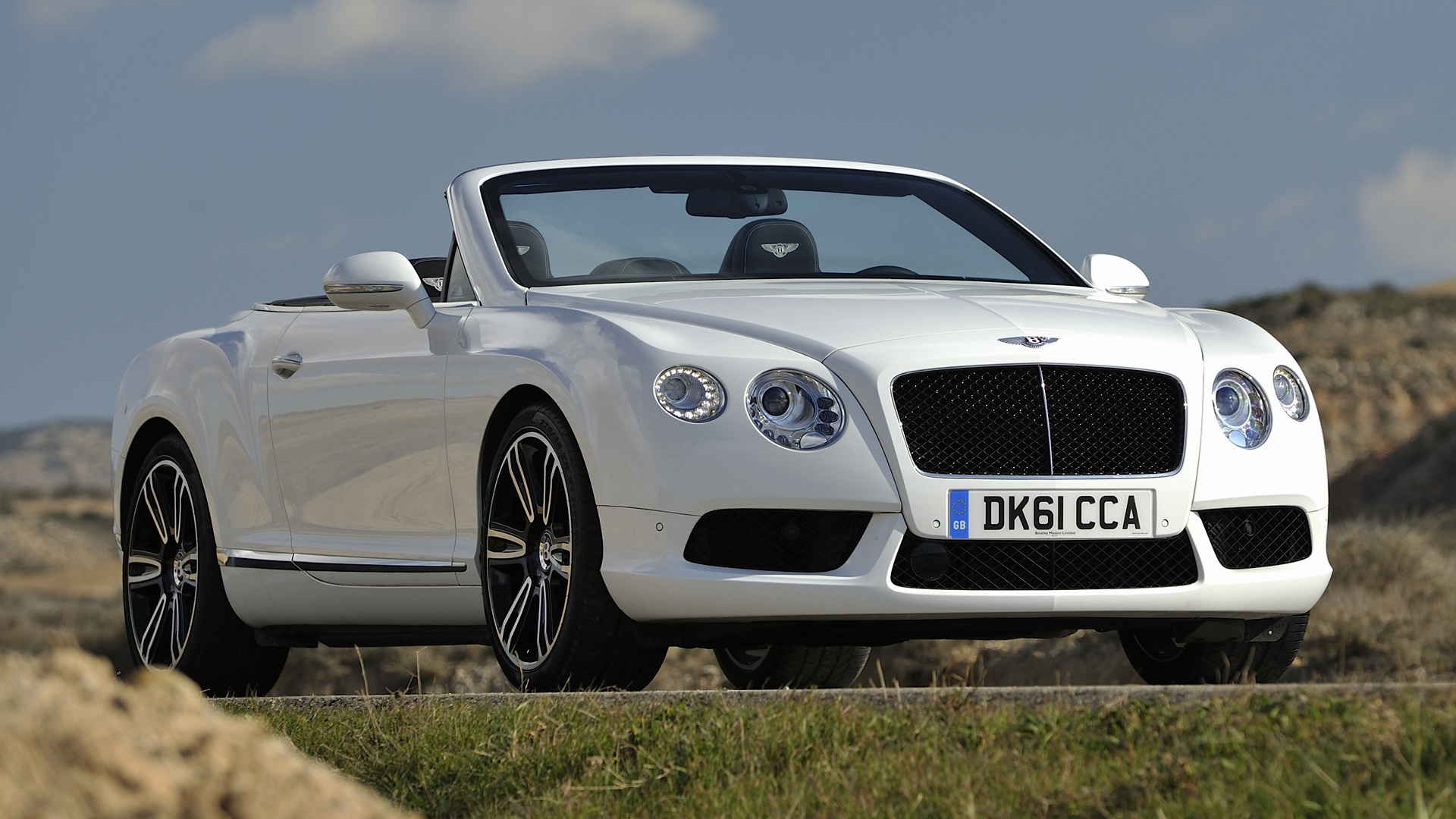 Vehicles Bentley Continental GT V8 Convertible HD Wallpaper | Background Image