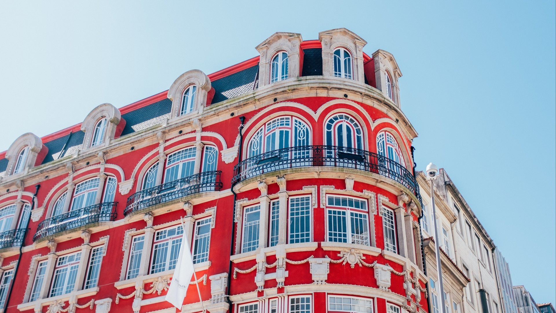 Download Man Made Building 4k Ultra HD Wallpaper