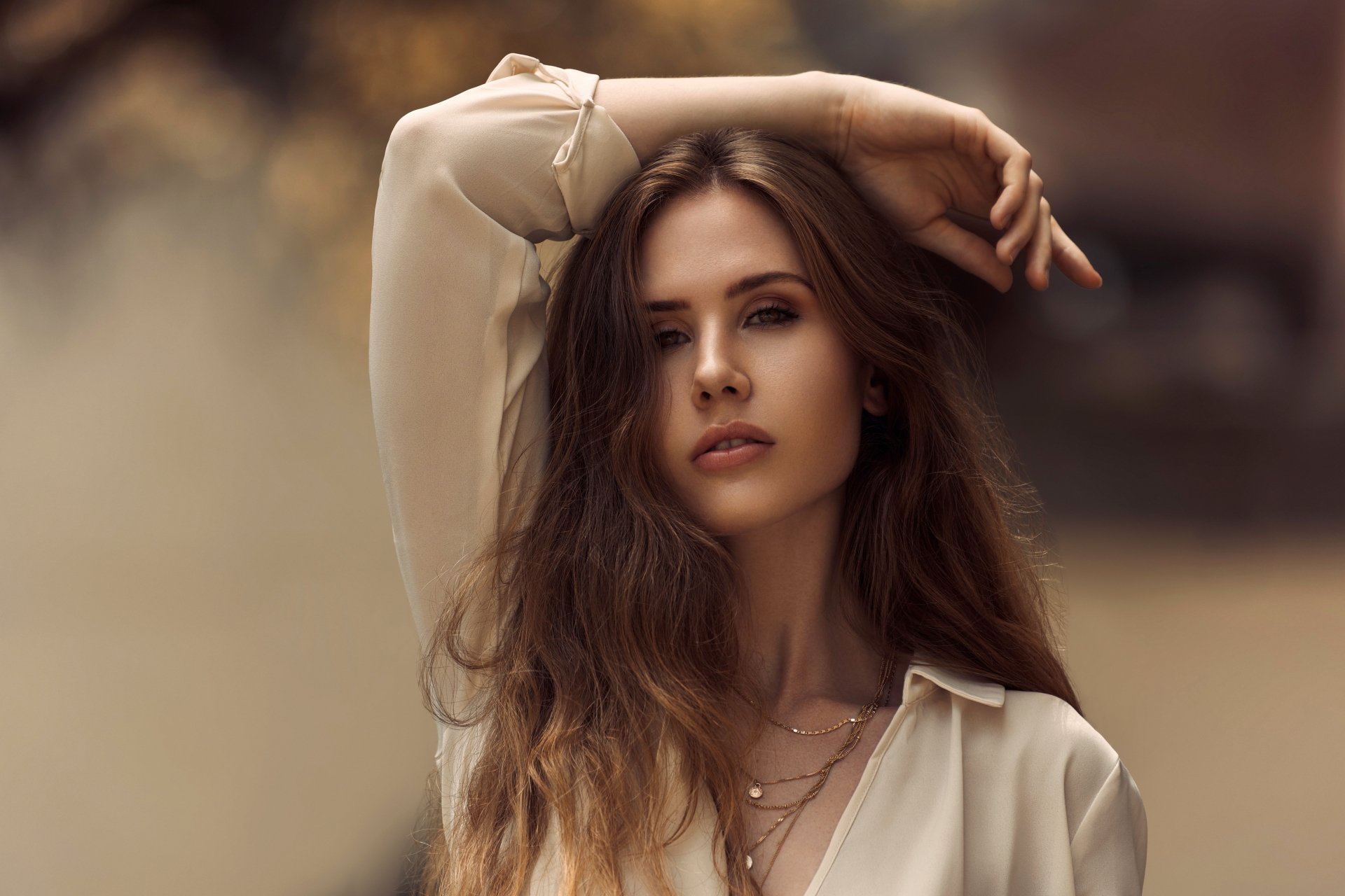 Download Redhead Woman Model 4k Ultra HD Wallpaper