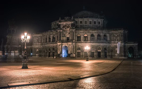  Semperoper Dresden, Opera house in Dresden, Germany