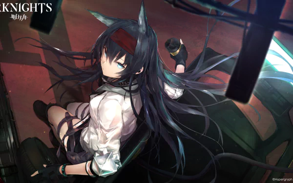 4K Ultra HD wallpaper featuring Blaze from Arknights with long black hair, aqua eyes, and animal ears in a dynamic, detailed video game scene.