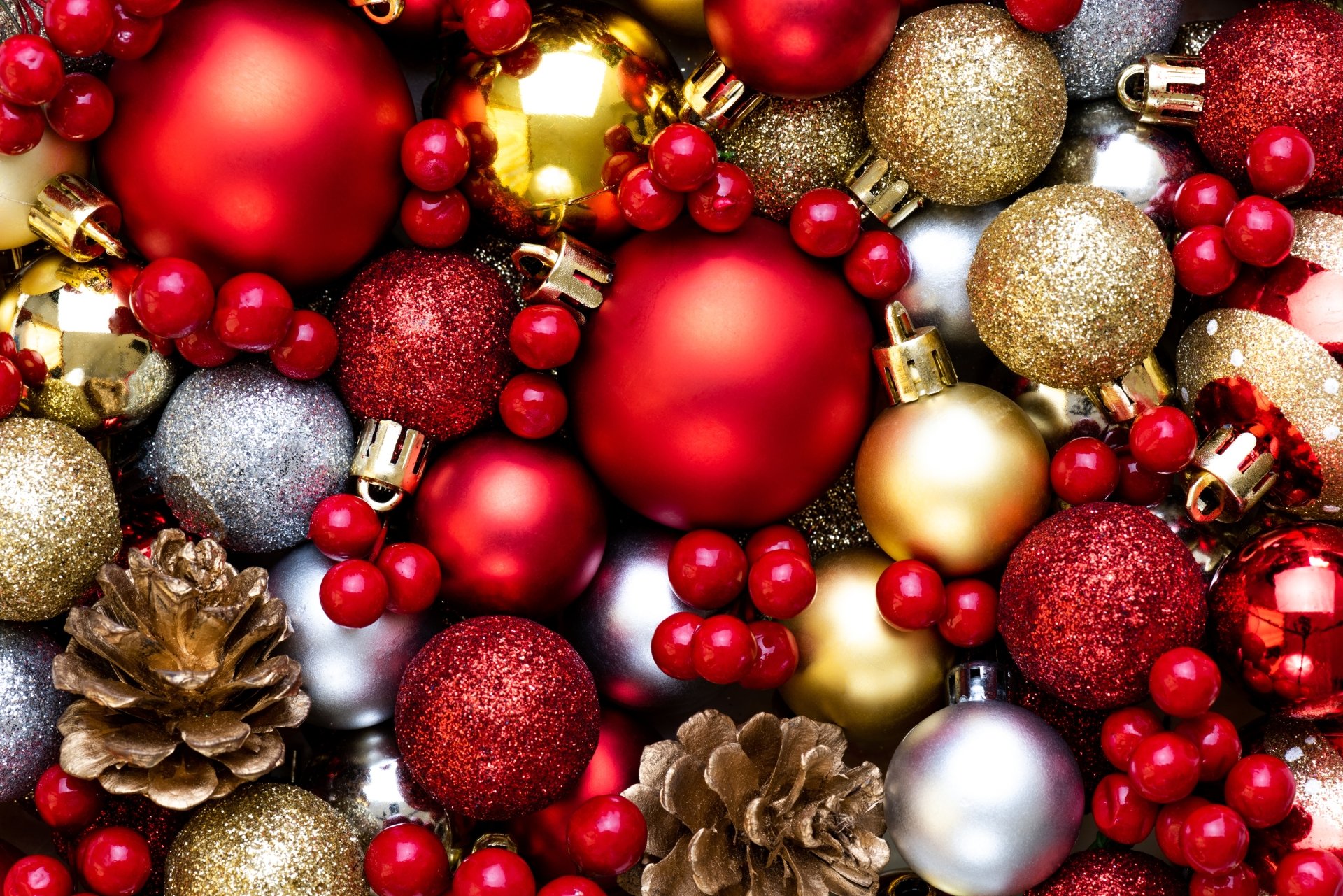 Download Christmas Ornaments Holiday Christmas 4k Ultra HD Wallpaper