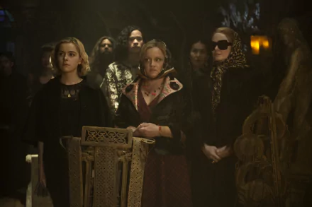 Lucy Davis Miranda Otto Kiernan Shipka Zelda Spellman Hilda Spellman Sabrina Spellman TV Show Chilling Adventures of Sabrina HD Desktop Wallpaper | Background Image
