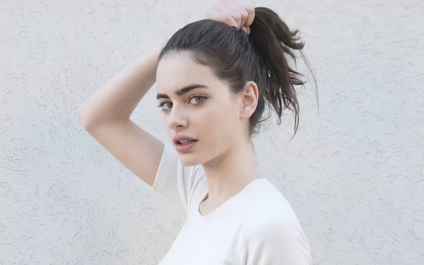 brunette model Israeli Celebrity Yael Shelbia HD Desktop Wallpaper | Background Image