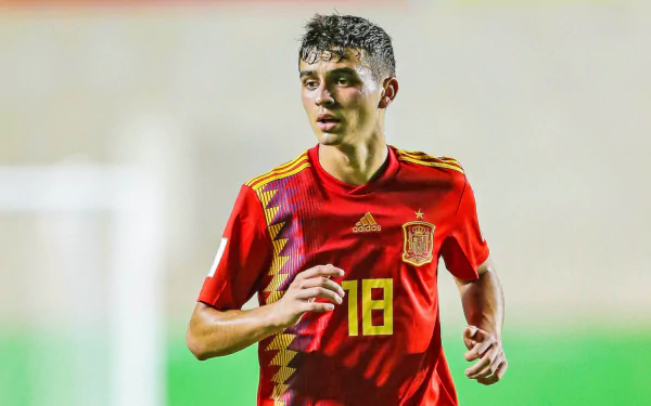 Spanish soccer Pedro González López Pedri (Soccer Player) Sports HD Desktop Wallpaper | Background Image