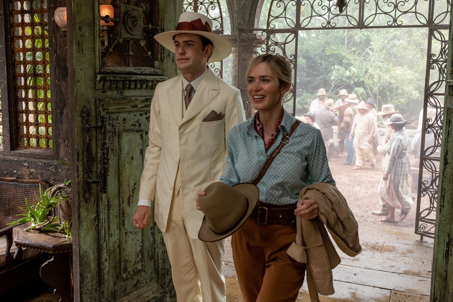 Download Jack Whitehall Emily Blunt Movie Jungle Cruise HD Wallpaper