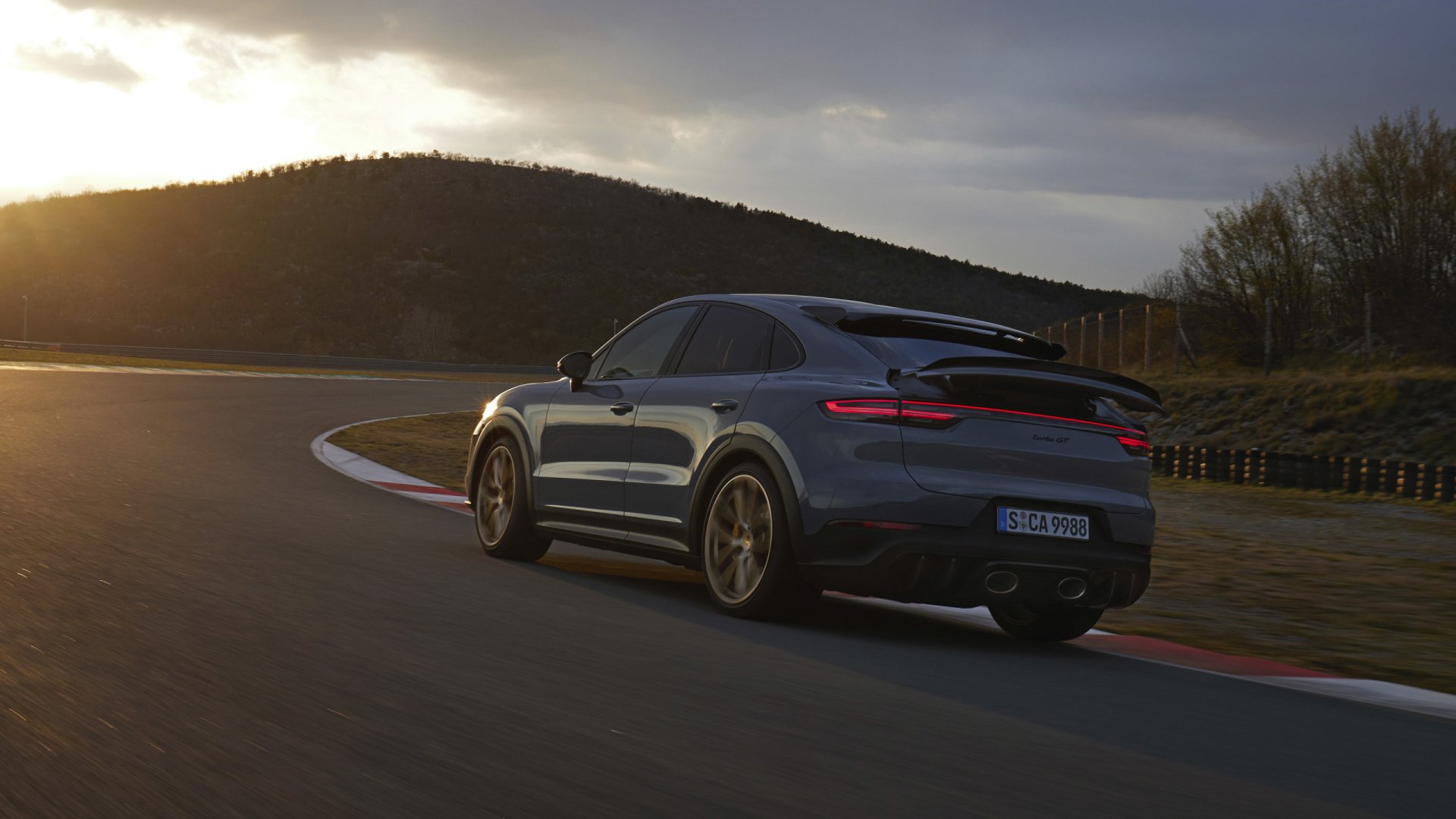 Download SUV Porsche Vehicle Porsche Cayenne Turbo HD Wallpaper