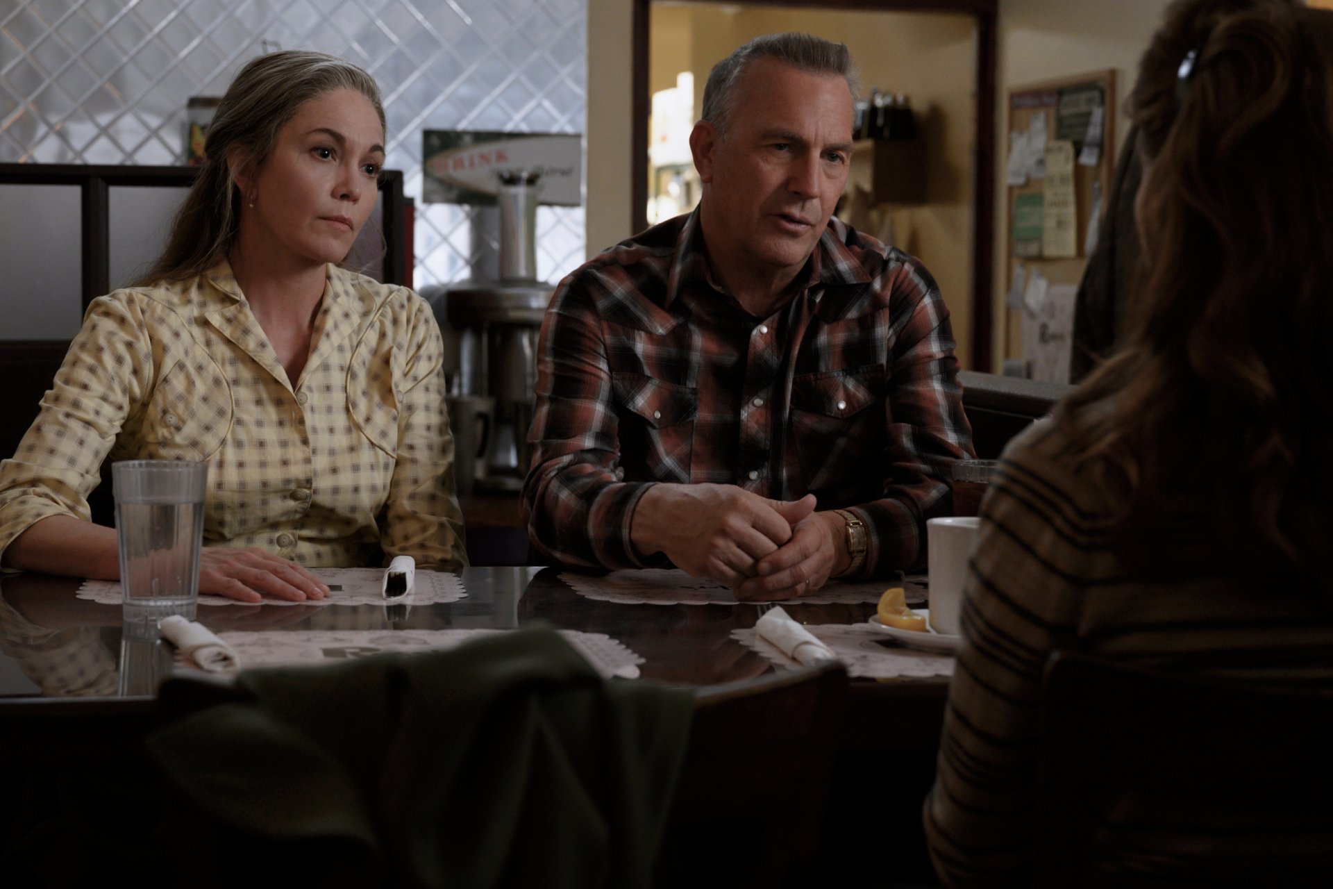 Download Diane Lane Kevin Costner Movie Let Him Go HD Wallpaper