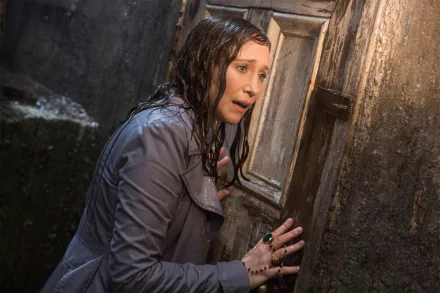 Lorraine Warren Vera Farmiga movie The Conjuring: The Devil Made Me Do It HD Desktop Wallpaper | Background Image