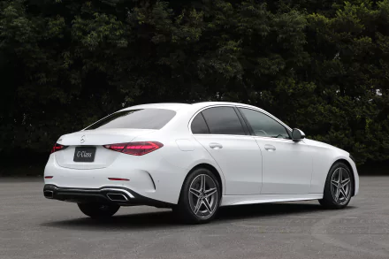  White Mercedes-Benz C 200 AMG Line JP-spec (W206)