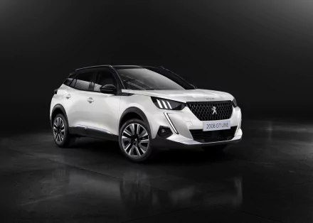  White 2019 Peugeot 2008 GT Line