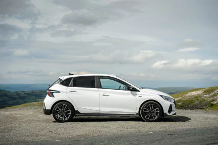  White Hyundai i20 N Line (BC3)