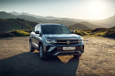  Grey 2021 Volkswagen Taos 4MOTION