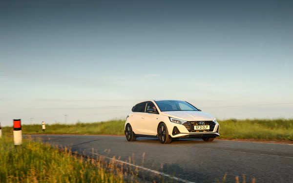  White Hyundai i20 N Line (BC3)