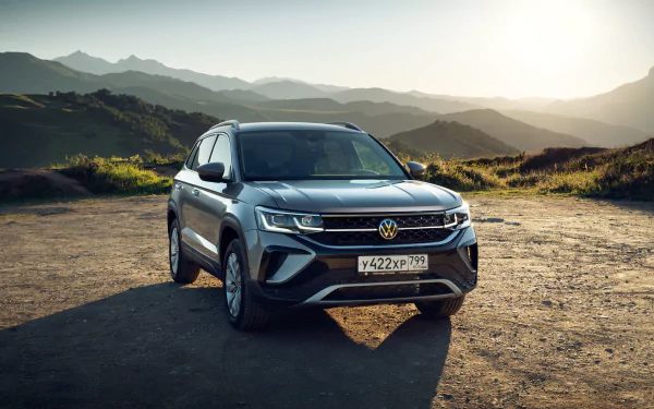  Grey 2021 Volkswagen Taos 4MOTION