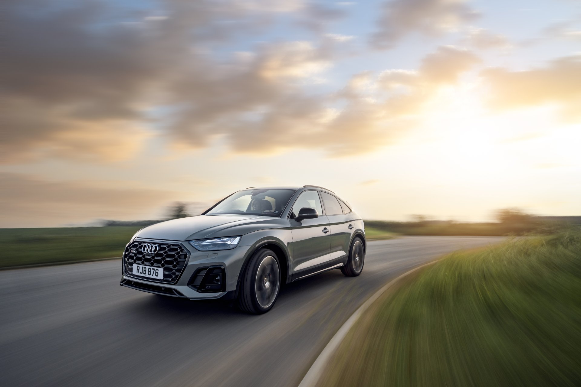 Download SUV Audi SQ5 Sportback Vehicle Audi SQ5 4k Ultra HD Wallpaper