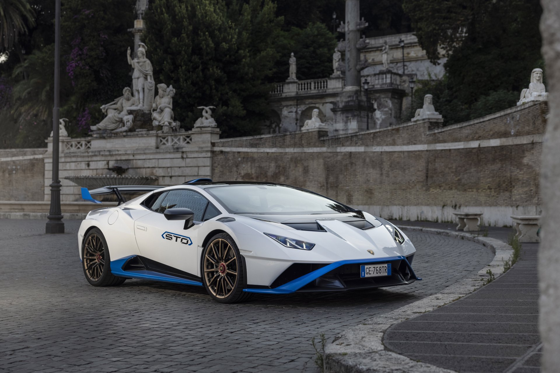 Download Supercar White Car Vehicle Lamborghini Huracán STO 4k Ultra HD Wallpaper