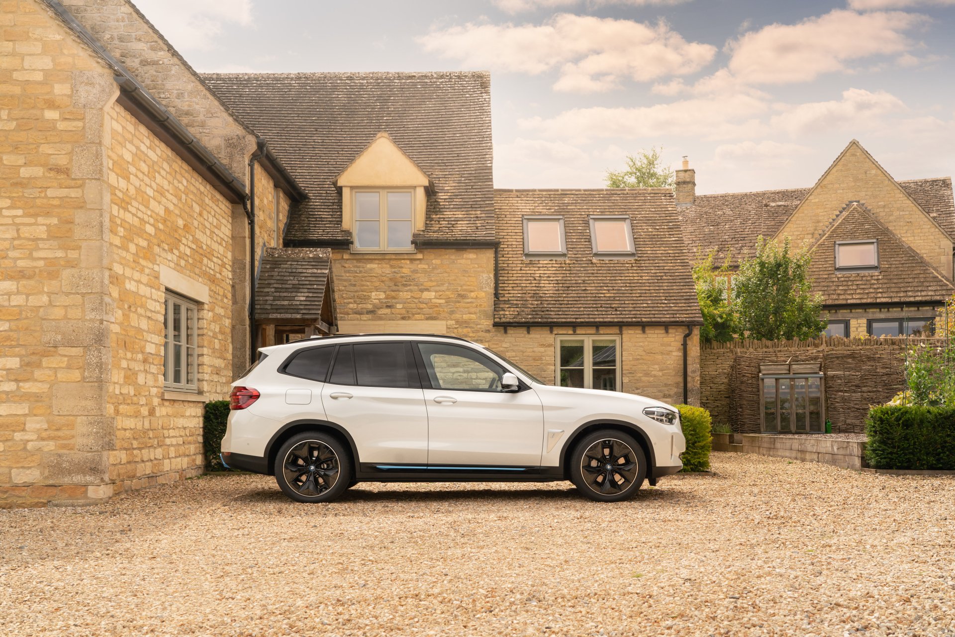 Download Electric Car SUV Vehicle BMW IX3 4k Ultra HD Wallpaper