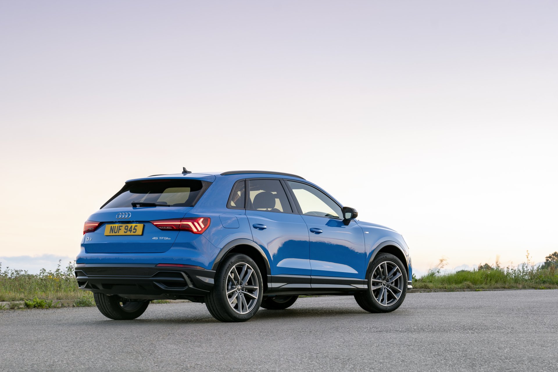 Download SUV Vehicle Audi Q3 45 TFSI Sportback S Line 4k Ultra HD Wallpaper