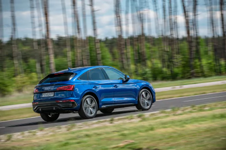  Blue Audi Q5 Sportback 55 TFSI e quattro S line